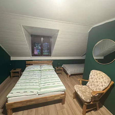 Goscinne U Grazyny Privatunterkunft Ojcow